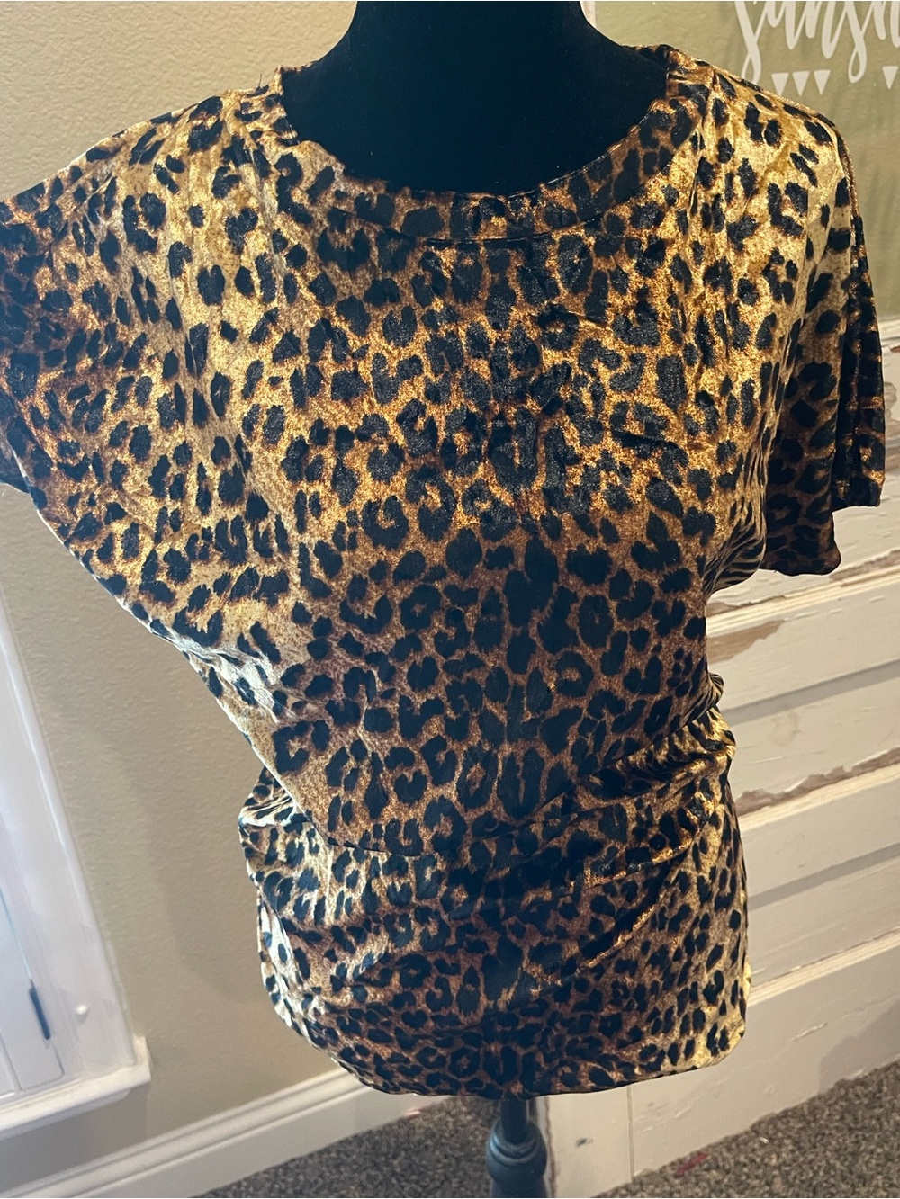 Leopard Print Velvet Short Sleeve Women's Top - Gold & Black